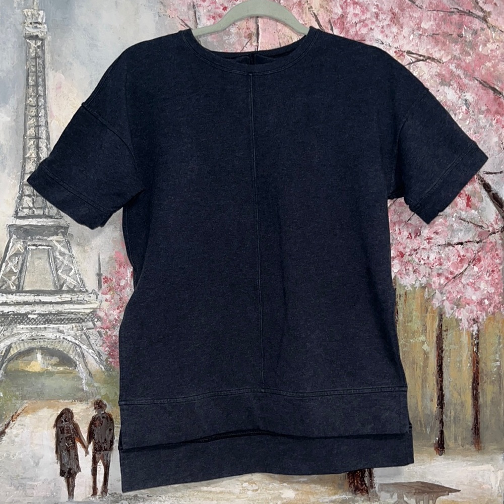 Lululemon Cut Above Short Sleeve Pullover Top Navy Side Slits Yoga sz 6 EUC